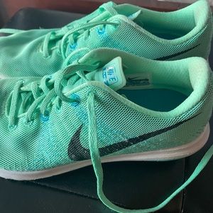Nike Womens Tennis Shoes